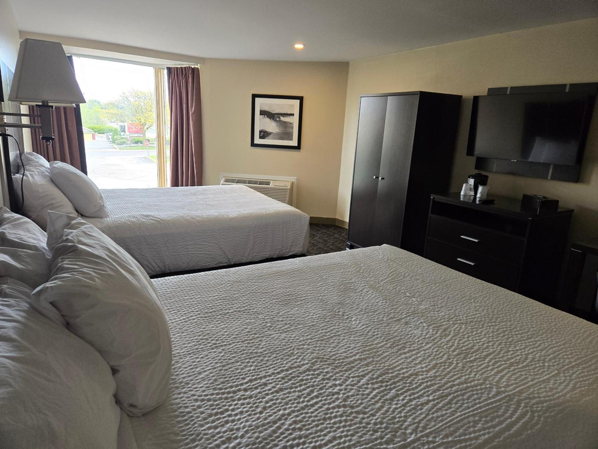 Ramada Plaza By Wyndham Niagarawatervallen Buitenkant foto