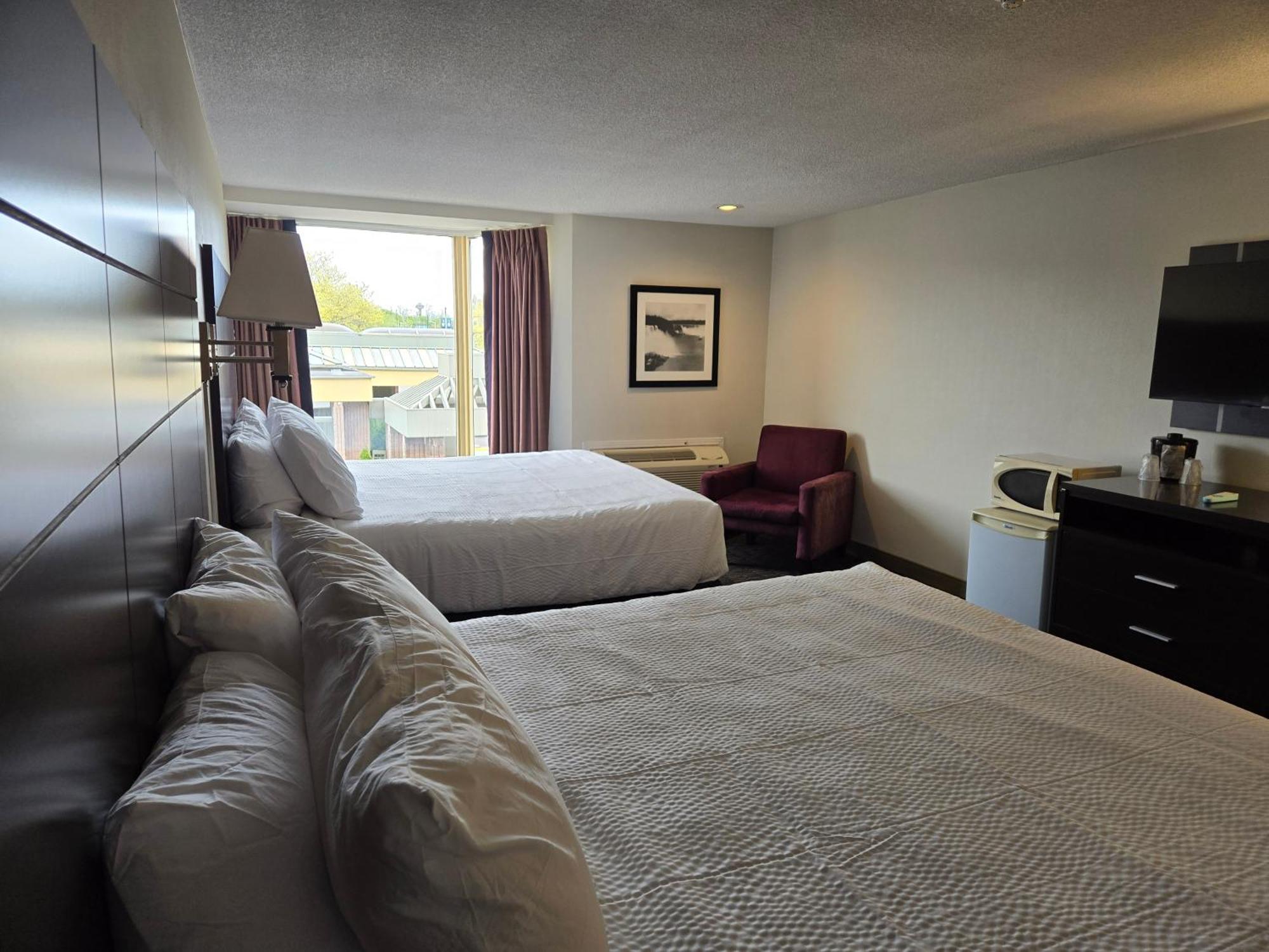 Ramada Plaza By Wyndham Niagarawatervallen Buitenkant foto