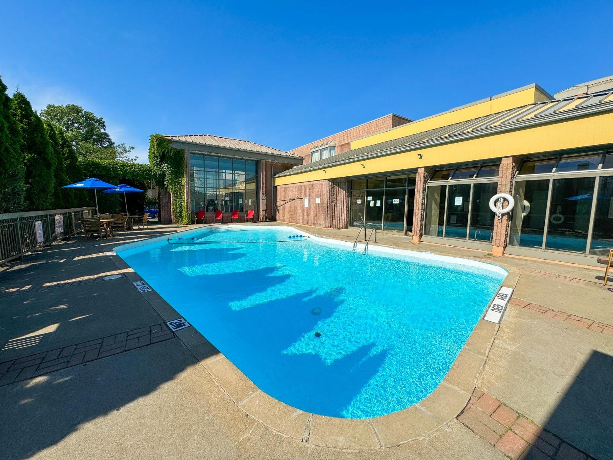 Ramada Plaza By Wyndham Niagarawatervallen Buitenkant foto